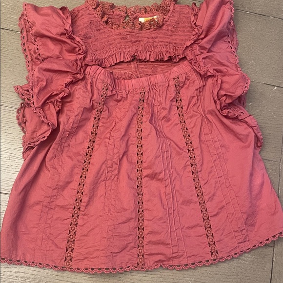 NWT FARM Rio Blush Ruffles top - Picture 2 of 4